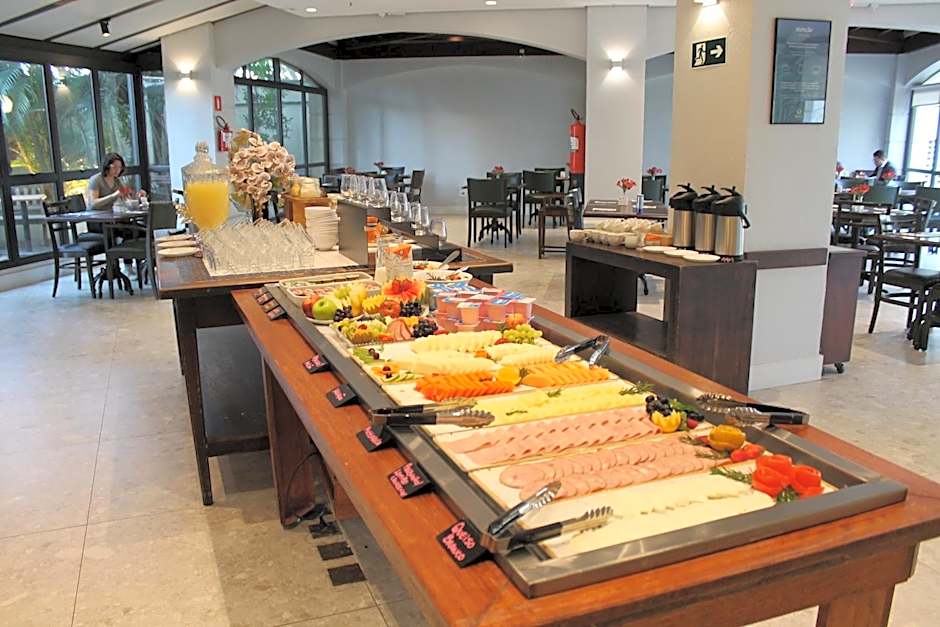 Quality Suites Vila Olimpia