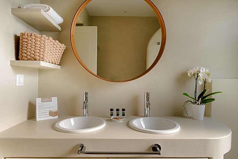 Casa Di Fiori Andros Suites