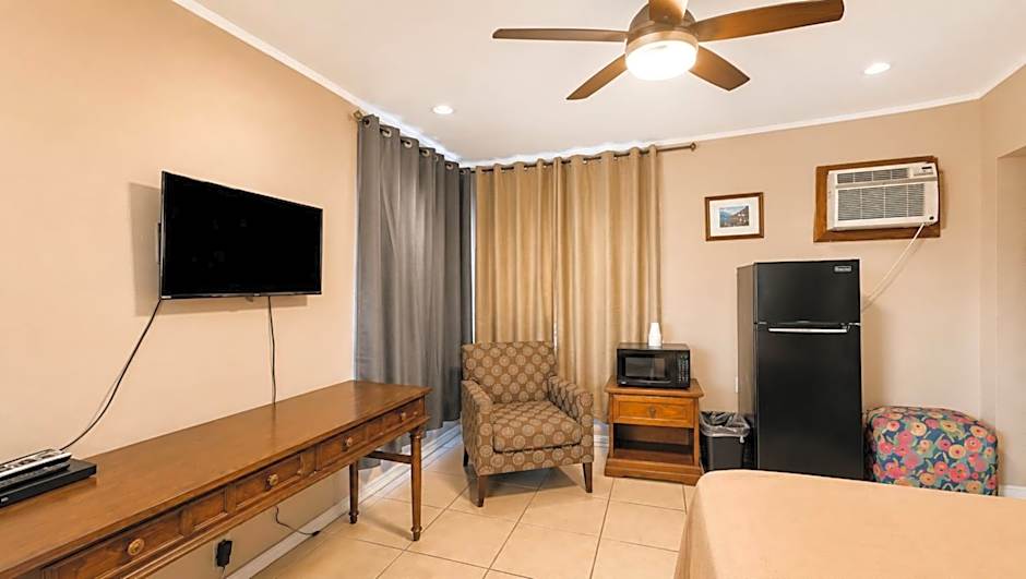 Copper Mountain Motel
