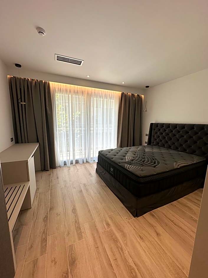 Nicolas Centrale-Smart City Suites