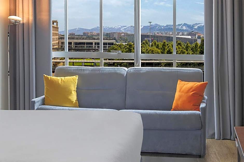 DoubleTree by Hilton Turin Lingotto