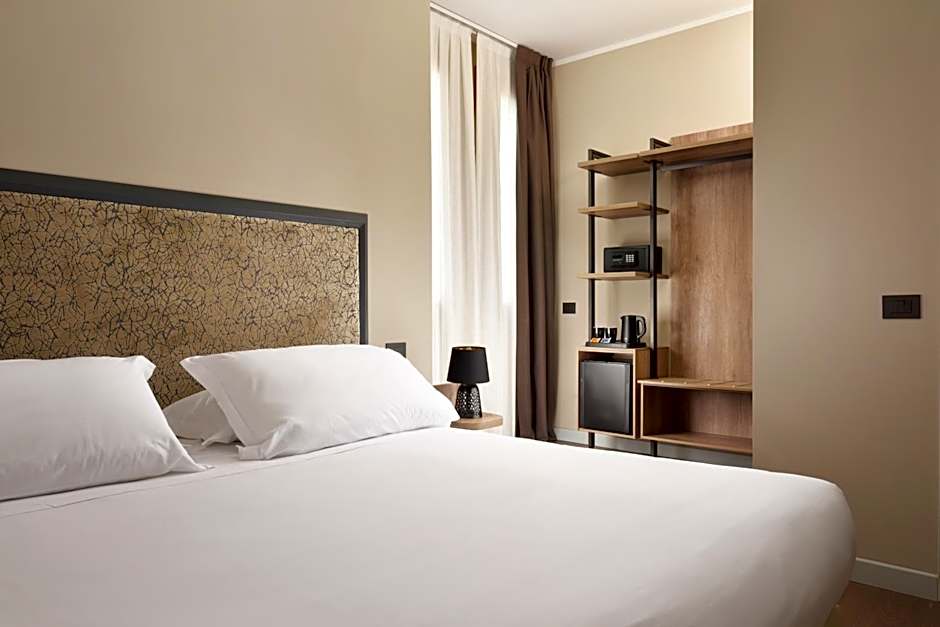 Essence Hotel