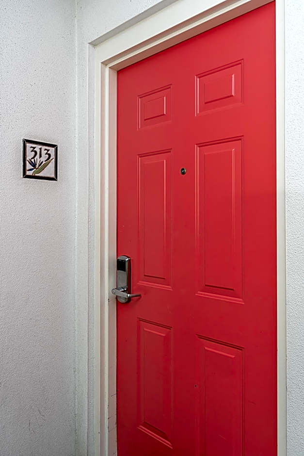 Harbour House at the Inn 313