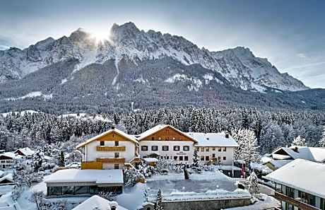 Romantik Alpenhotel Waxenstein