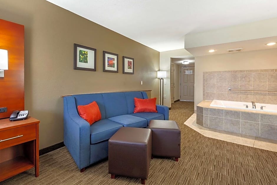 Comfort Suites Oshkosh