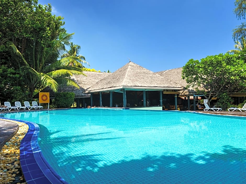 Adaaran Select Huduran Fushi - 24hrs Dine around Premium All inclusive