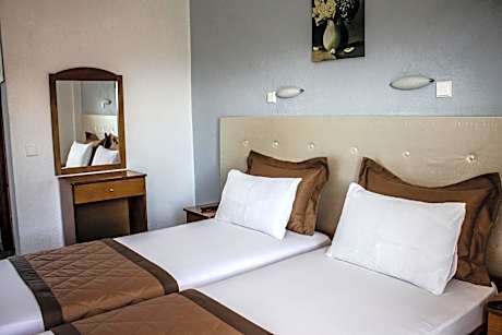 Triple Room with Balcony