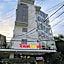 Travelbee Business Inn