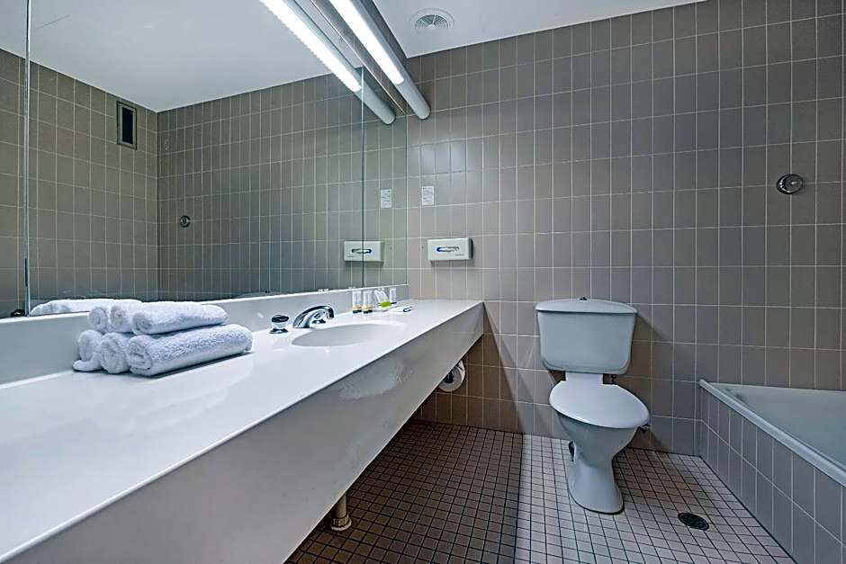 Quality Hotel Ambassador Perth