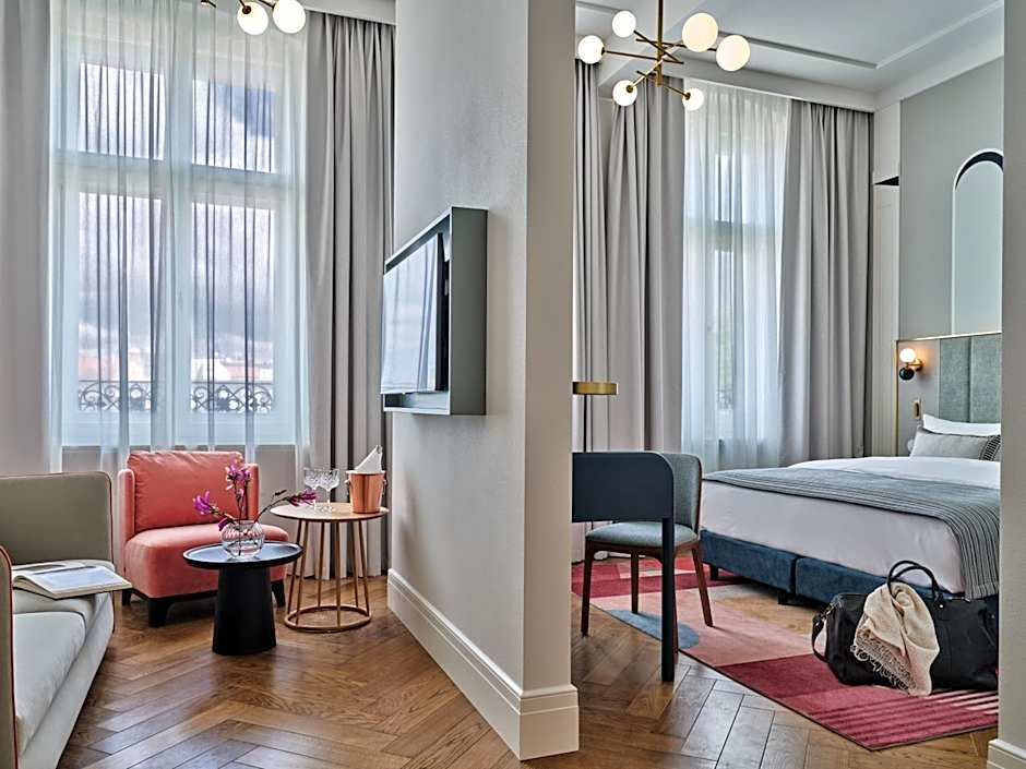 Hotel Altus Palace - Destigo Hotels