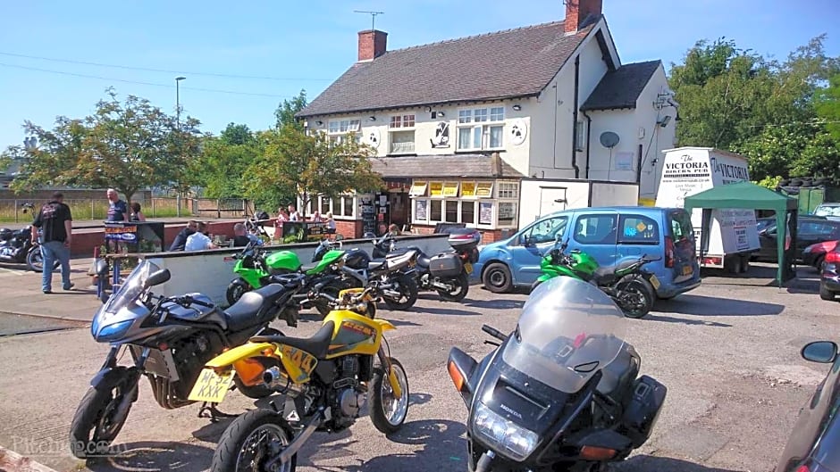 The Victoria Bikers Pub - Live Music Venue and Letting Rooms with Camping facilities