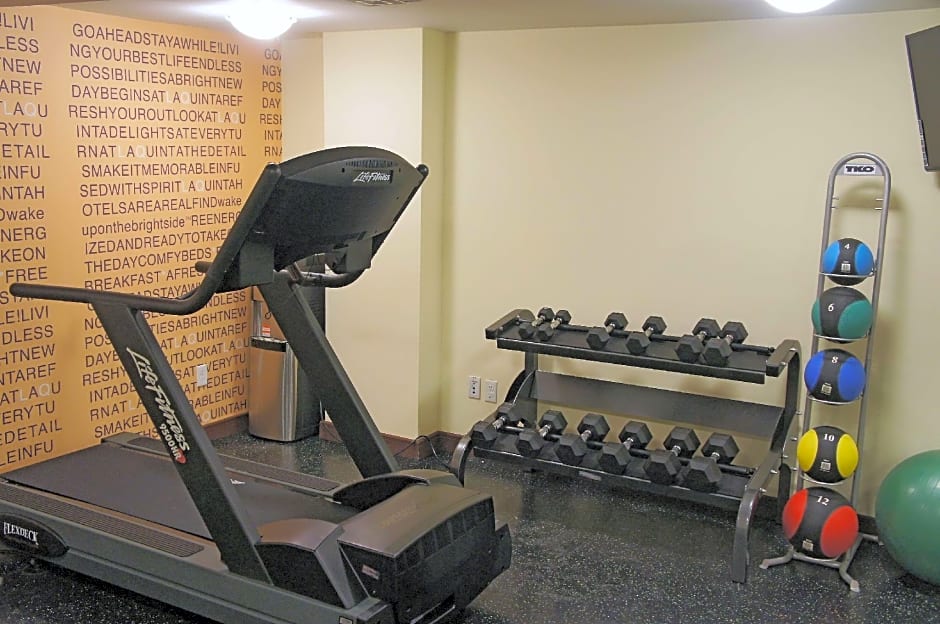 La Quinta Inn & Suites by Wyndham Oshawa