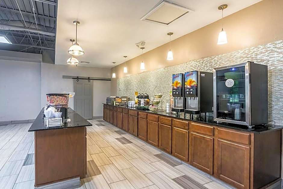 Americas Best Value Inn and Suites