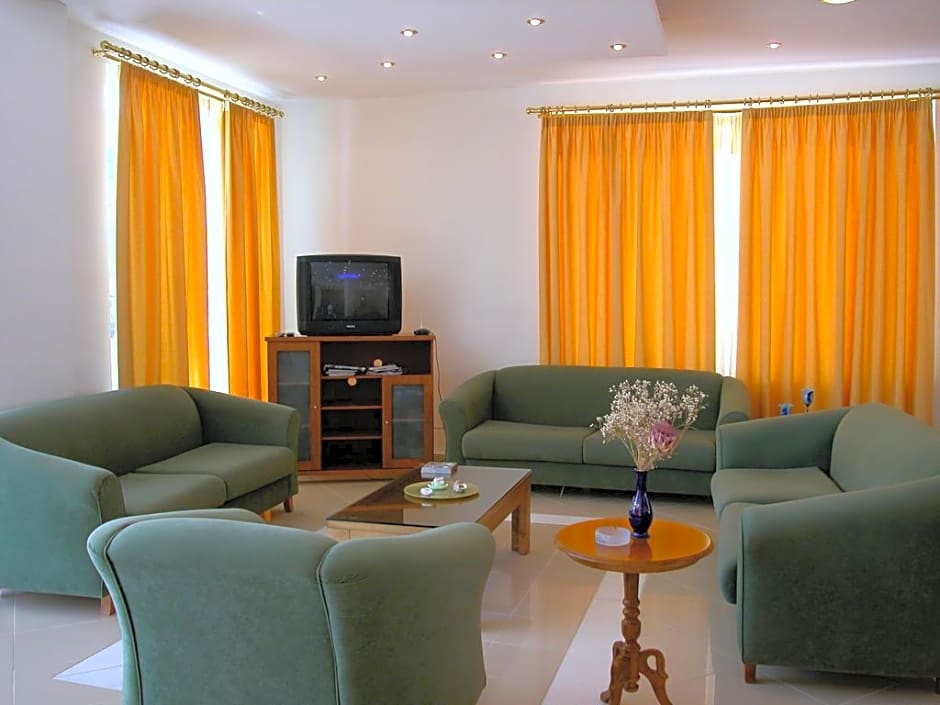 Nontas Hotel Apartments