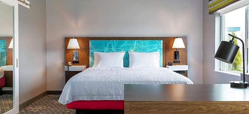 Hampton Inn By Hilton & Suites Chico, CA