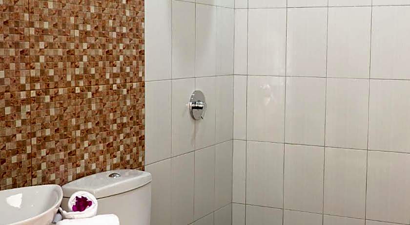 seno guesthouse and cafe