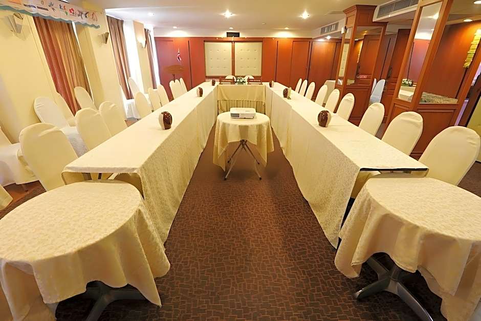 Pin Hotel