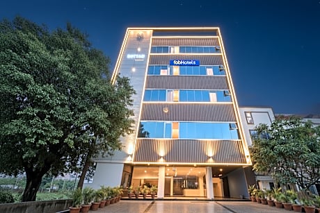 FabHotel Dharani Grand