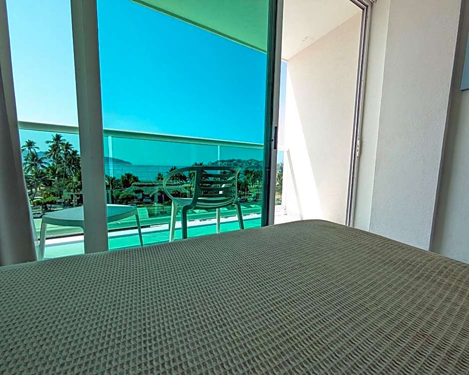We Hotel Acapulco
