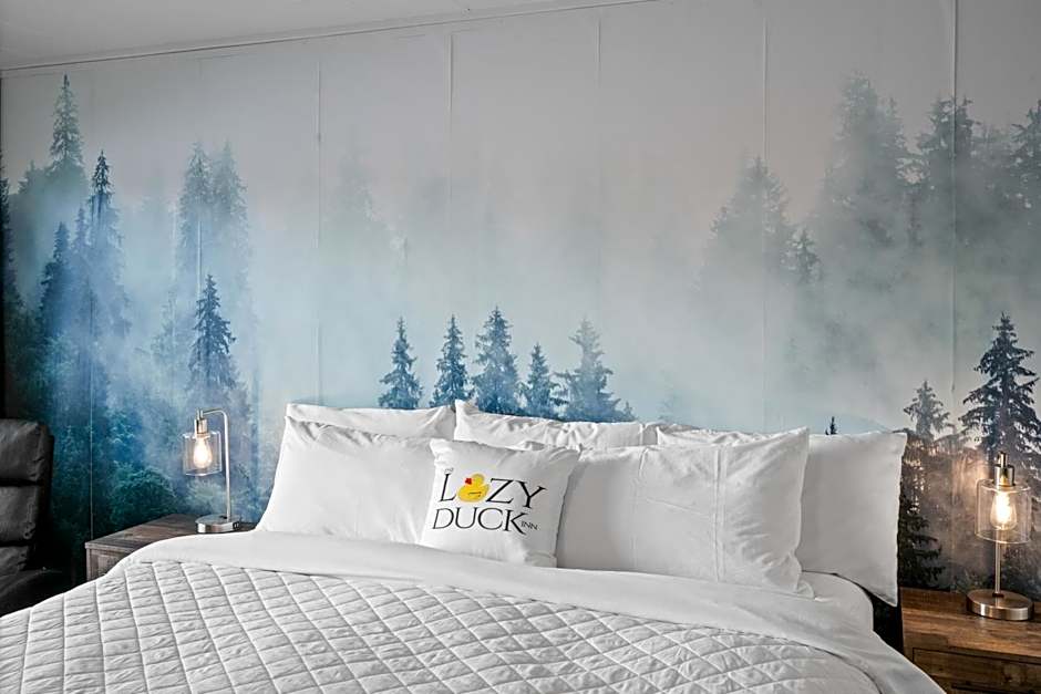 Lazy Duck Inn