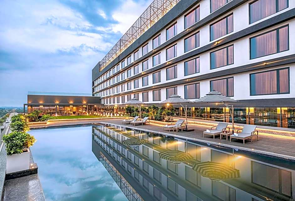 Vivanta Bhubaneswar, DN Square