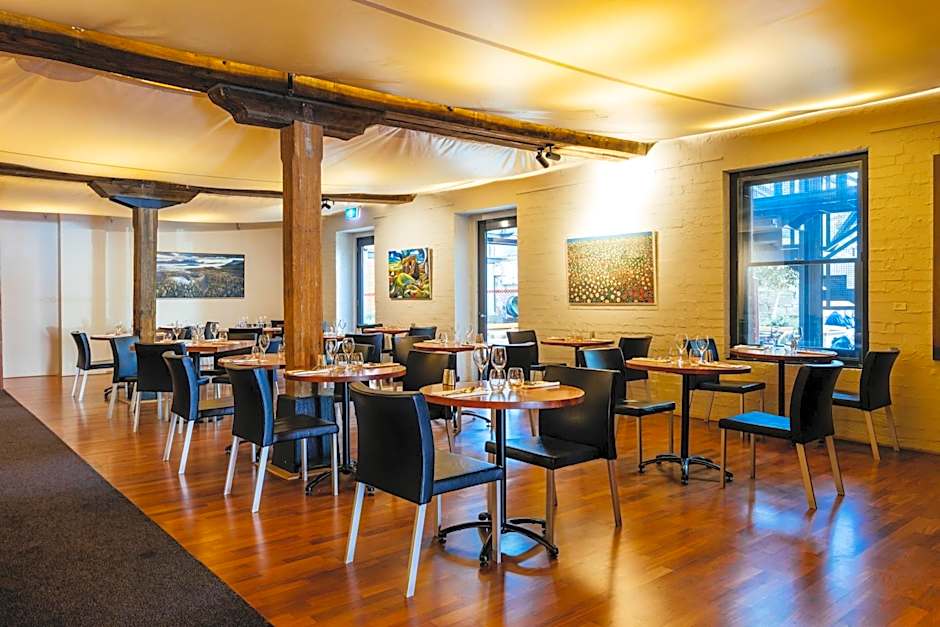 The Henry Jones Art Hotel