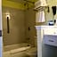 Travelodge by Wyndham Fairfield/Napa Valley