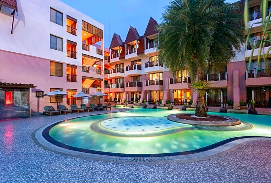 Seaview Patong Hotel