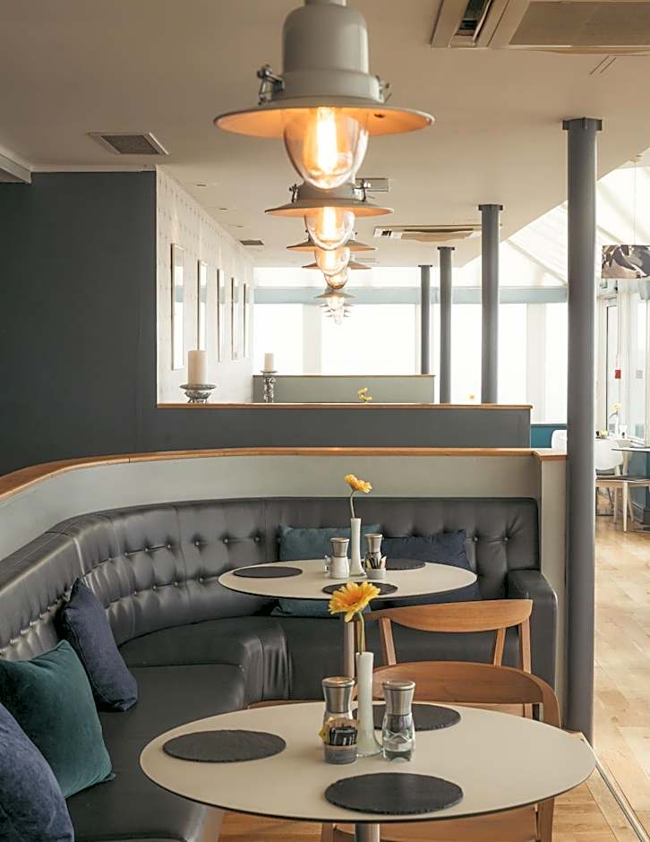 The Land's End Hotel