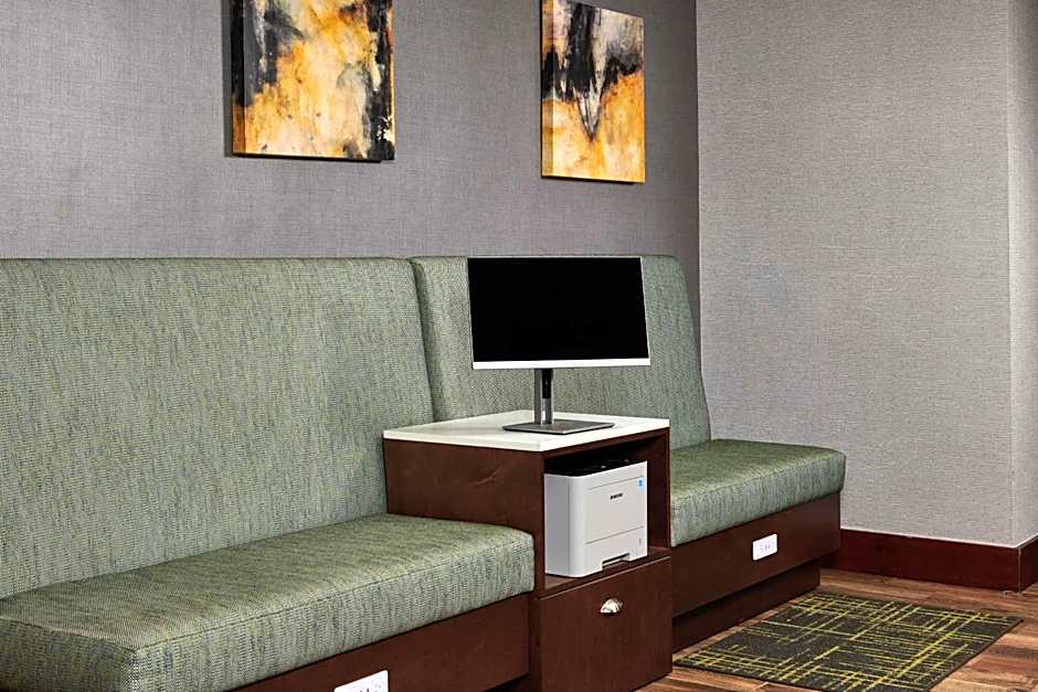 Hampton Inn By Hilton Atlanta-Cumberland Mall-Cobb Galleria Area