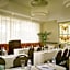 Courtyard by Marriott Los Angeles Sherman Oaks