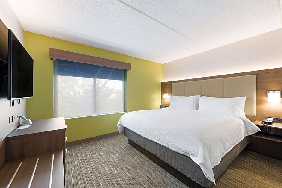 Holiday Inn Express Naperville By IHG