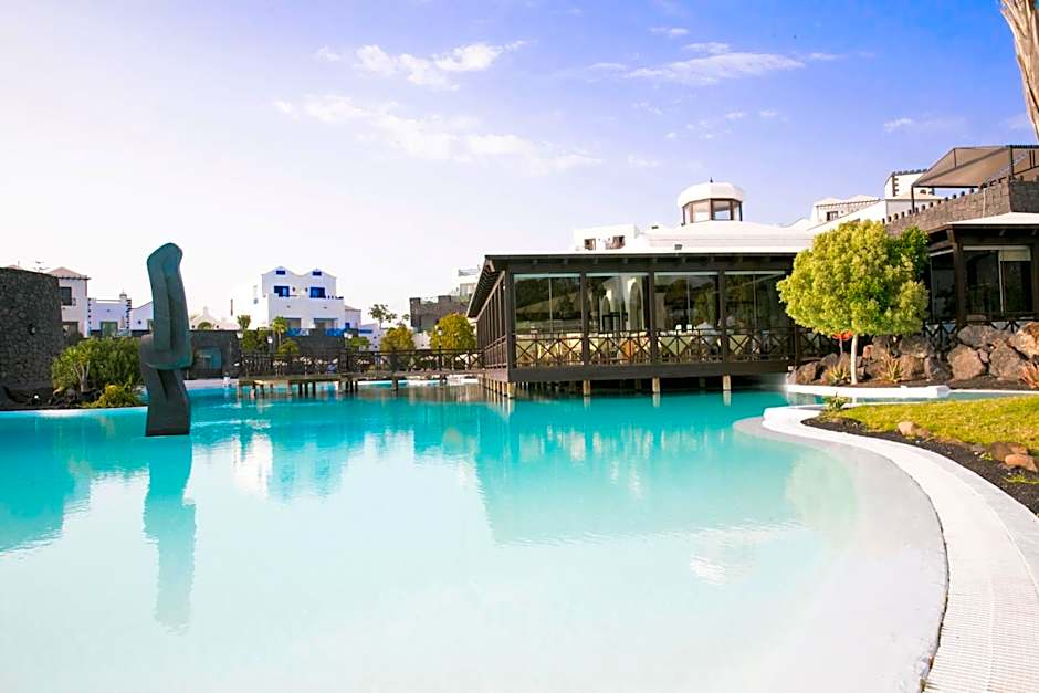 Hotel LIVVO Volcan Lanzarote