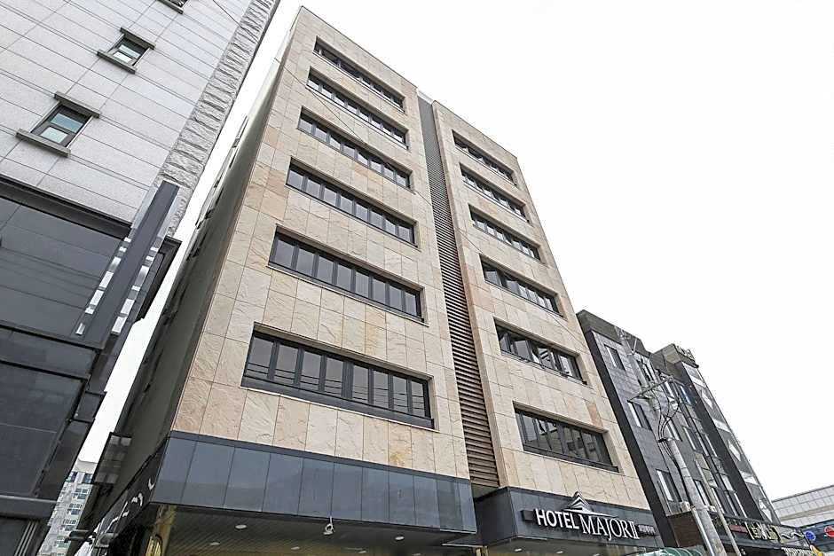 Major Hotel 2