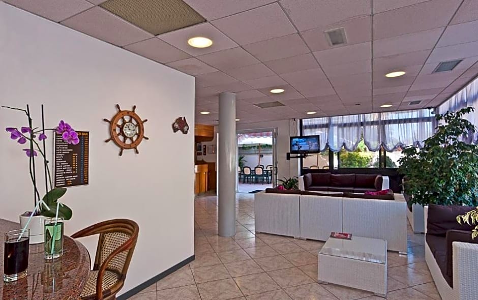 Hotel Prestige