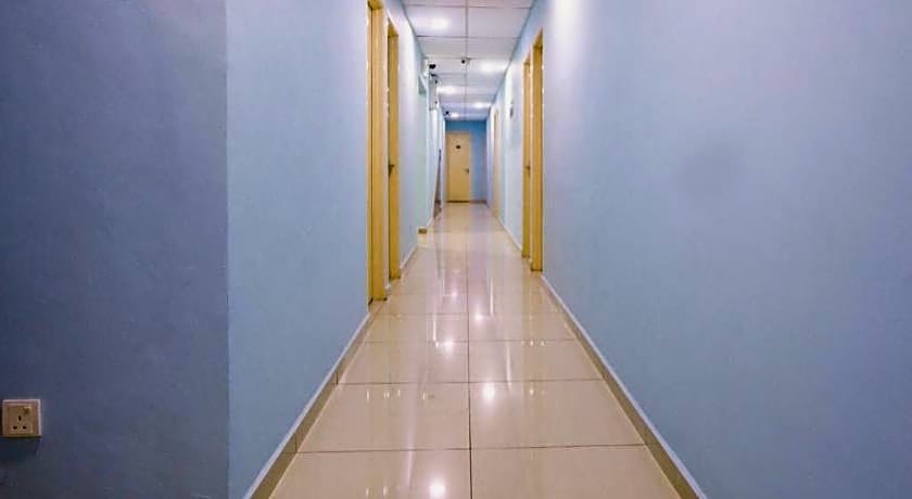 OYO 89842 Hotel 22, Northport