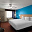 Days Inn by Wyndham Pratt