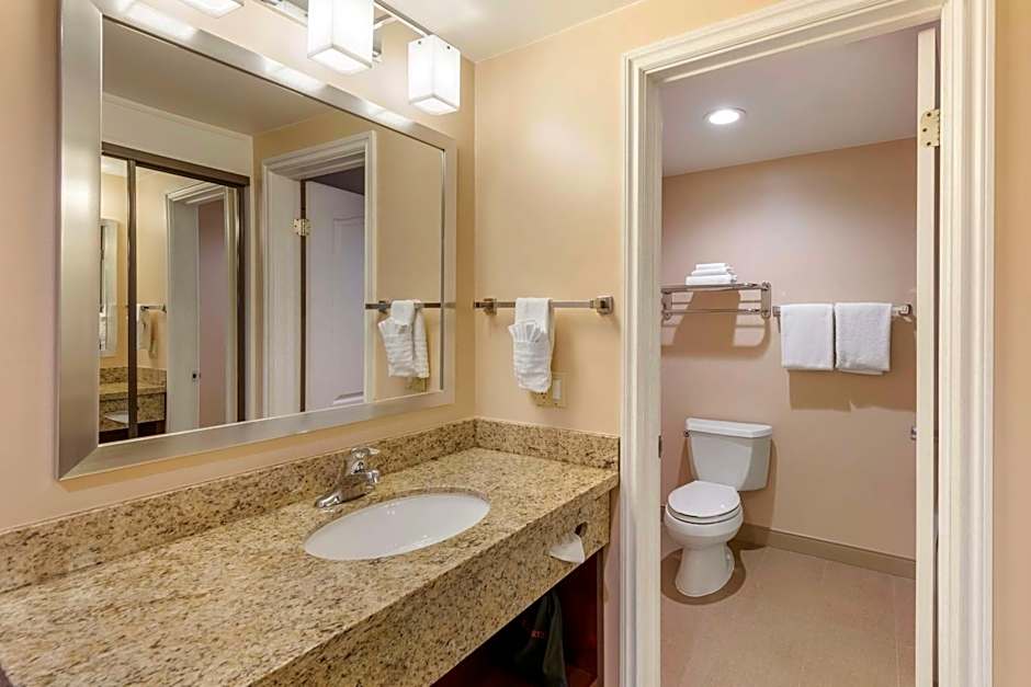 Best Western Plus West Covina Inn