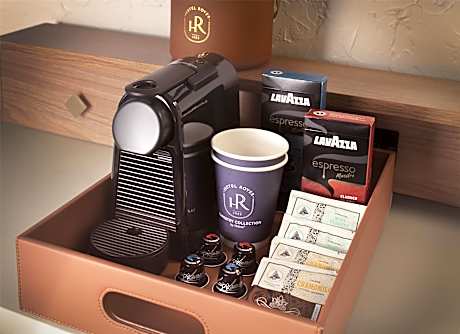 2 Queens Studio Suite