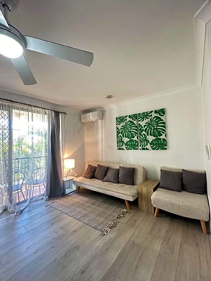 Chevron Palms Holiday Apartments