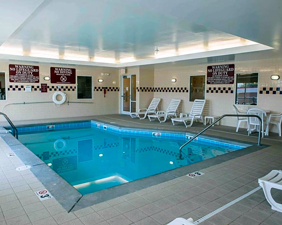 Comfort Suites Southport