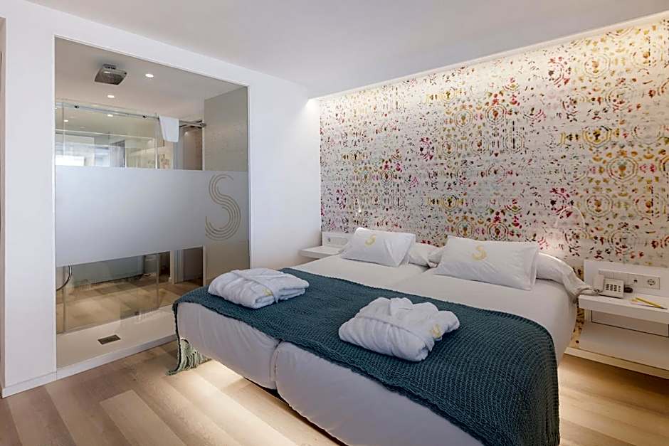 Sud Ibiza Suites