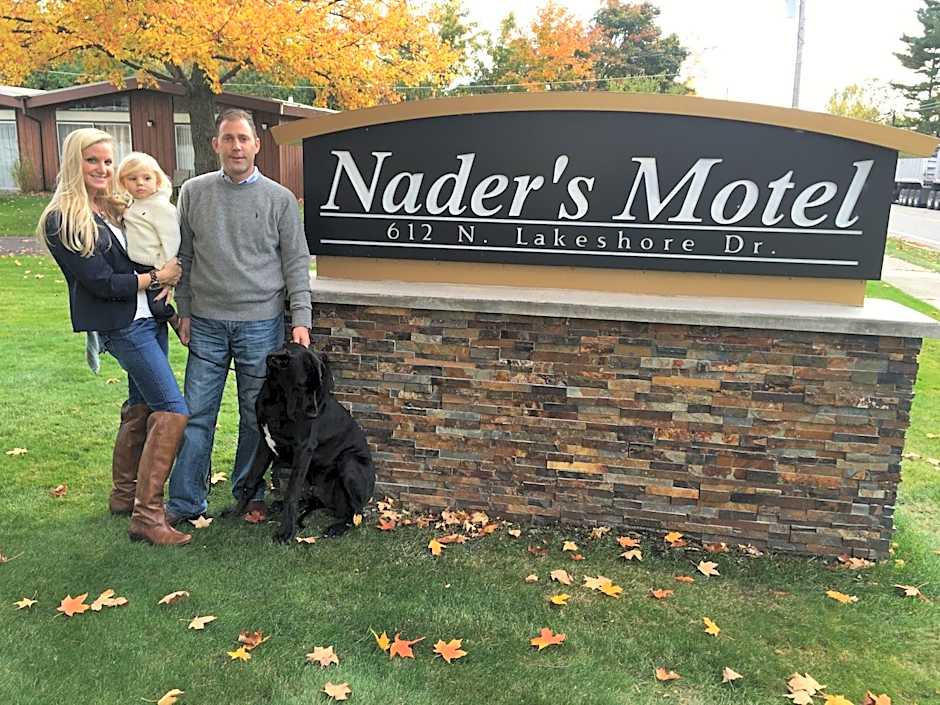 Nader's Motel & Suites