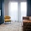 H41 Luxury Suites