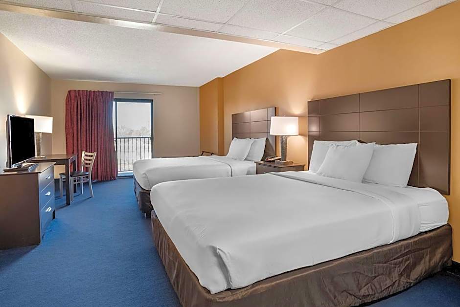 Econo Lodge Inn & Suites Rehoboth Beach