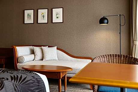 Standard Twin Room with Balcony and Garden View