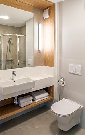 Standard Triple Room - No pets