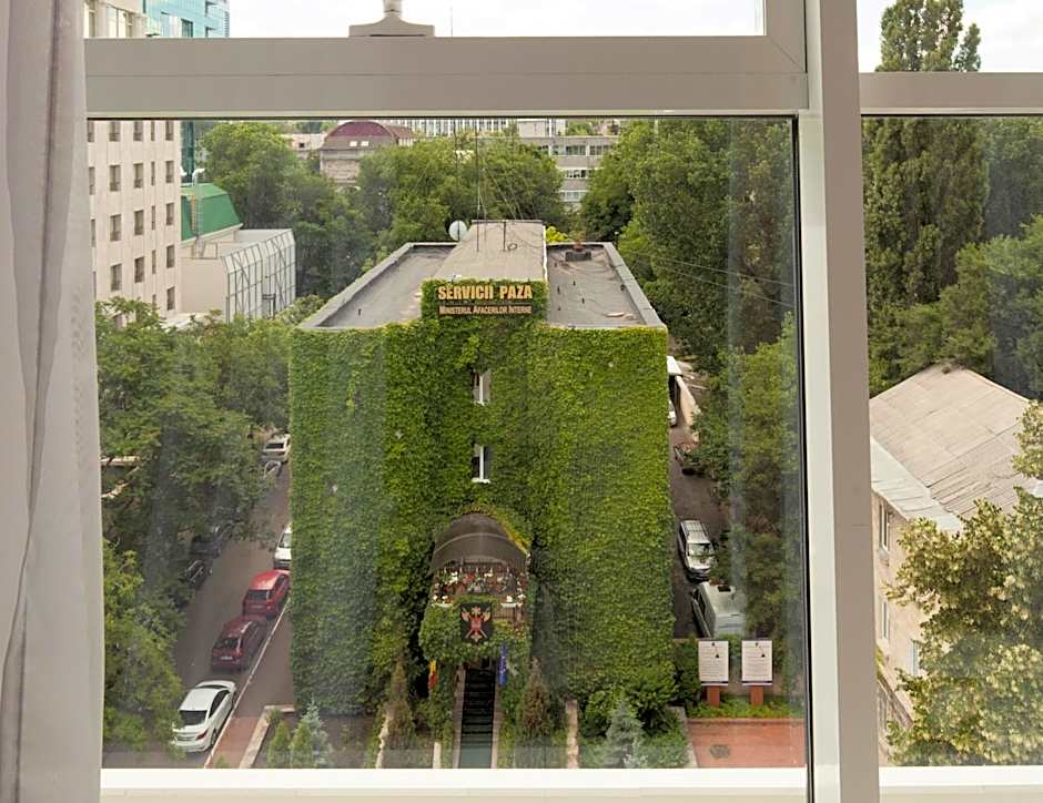 Bristol Central Park Hotel
