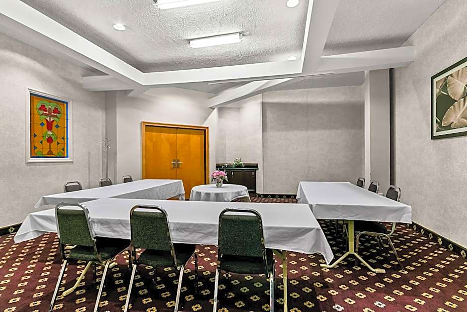 Best Western Downtown Sudbury Centreville