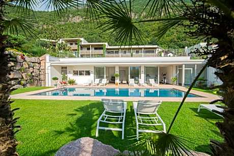 Hidalgo Suites